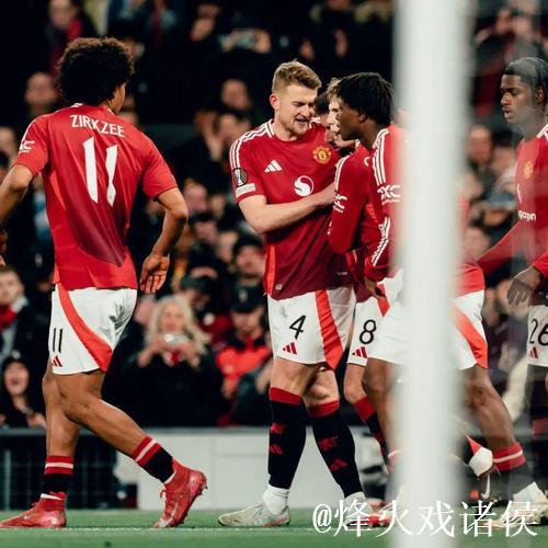 跟队:11月以来,曼联已错失四次跻身欧冠资格区 跟队:11月以来,曼联已错失四次跻身欧冠资格区