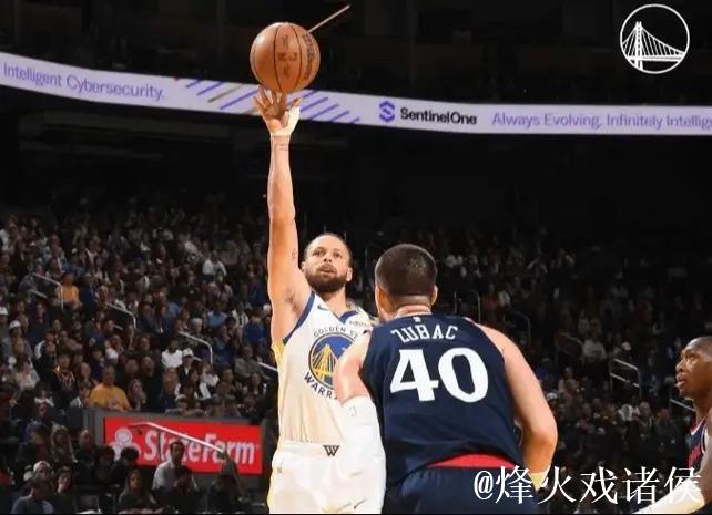 斯潘塞手起刀落球空心入网，还剩8分钟灰熊领先快船12分